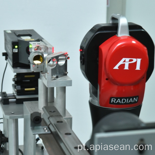 Rastreador a laser com Good Precision API Radian Pro